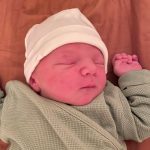 Julian Baby geboren im Geburtshaus Marburg